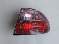 Фонарь задний Ланос наружный правый 96324637 JH01-LNS96-005B